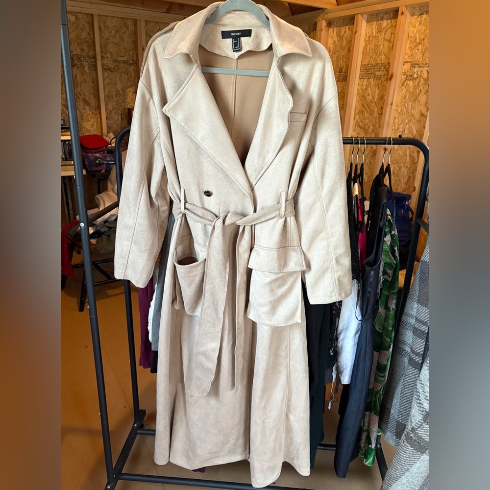 Forever 21 Classic Beige Trench Coat
